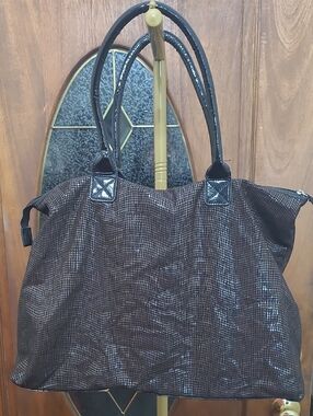 Jessica Simpson Black & Bronze Brown Lightweight Overnight Travel Bag